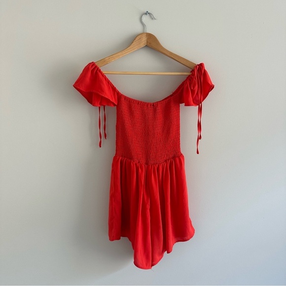 3/$20⚡️ Windsor Red Off The Shoulder Romper Flowy Arm Tie Ring The Alarm Smocked - Picture 9 of 12
